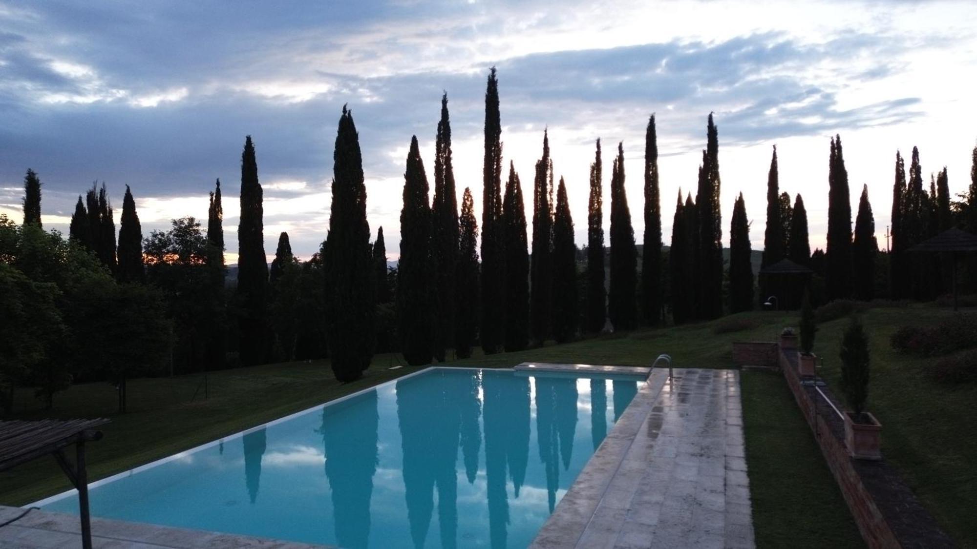 Agriturismo Sant'Alfredo モンテローニ・ダルビア エクステリア 写真