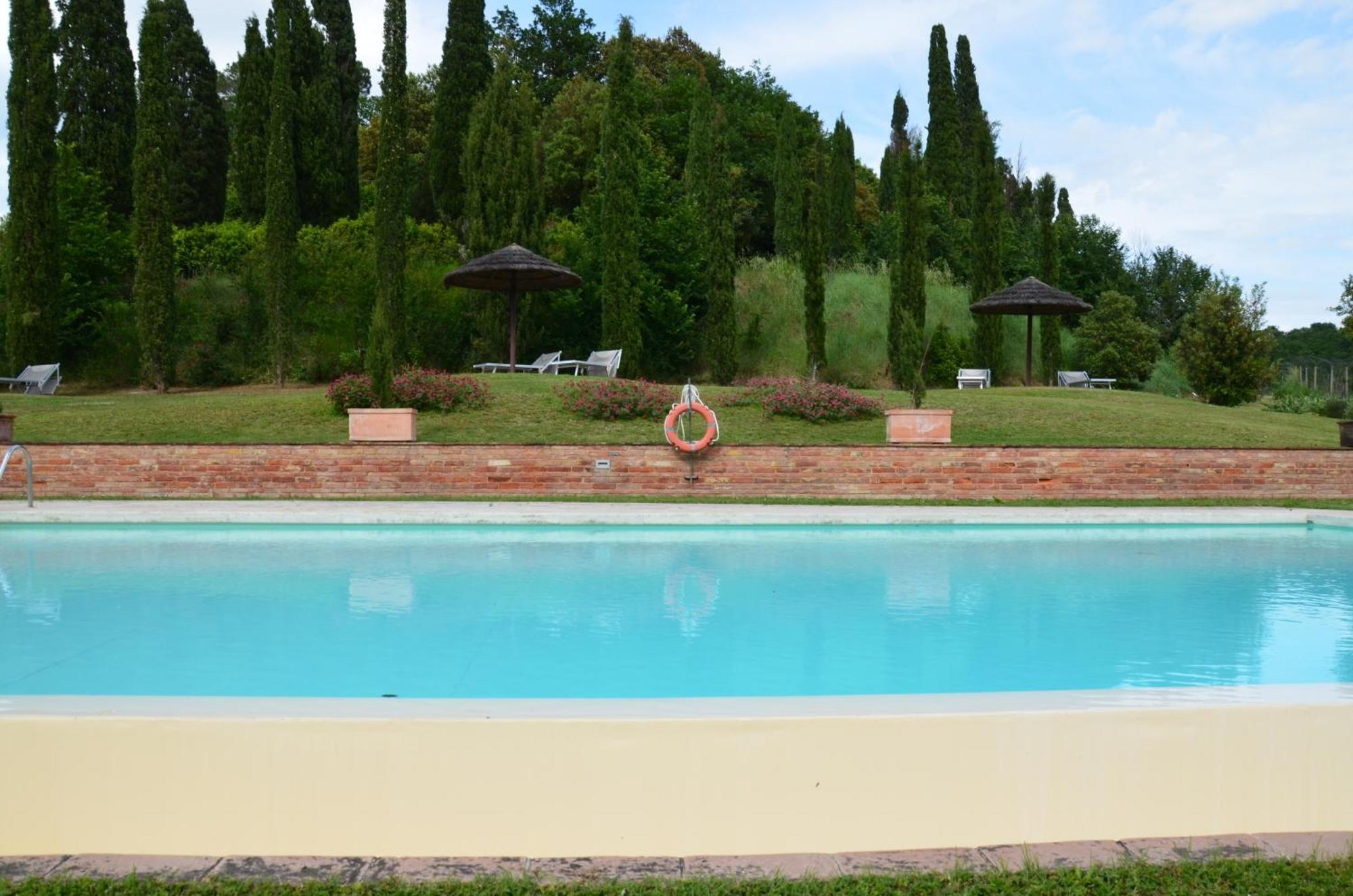 Agriturismo Sant'Alfredo モンテローニ・ダルビア エクステリア 写真