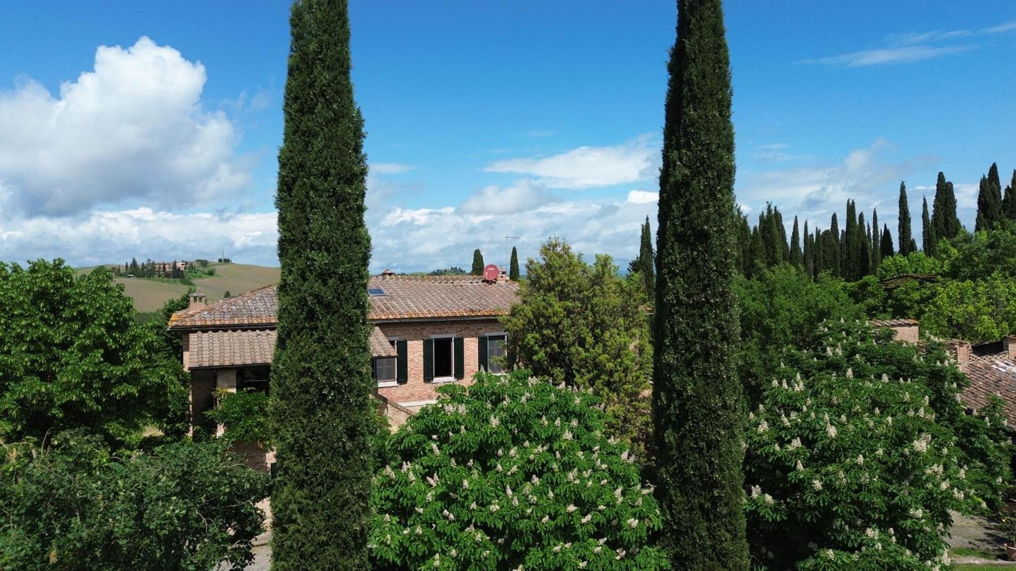 Agriturismo Sant'Alfredo モンテローニ・ダルビア エクステリア 写真