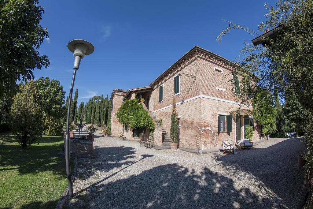 Agriturismo Sant'Alfredo モンテローニ・ダルビア エクステリア 写真